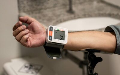 Reclaim Your Focus: How a Digital Detox Can Boost Your Health (and the Smart Devices That Help You Do It)